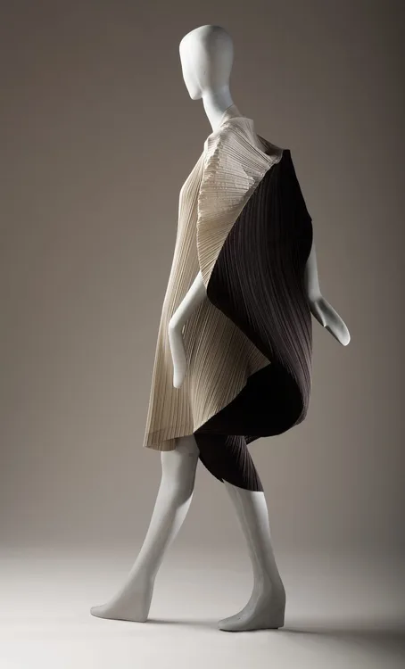 Issey Miyake, Woman's Dress, Spring/Summer 1990 | LACMA Collections