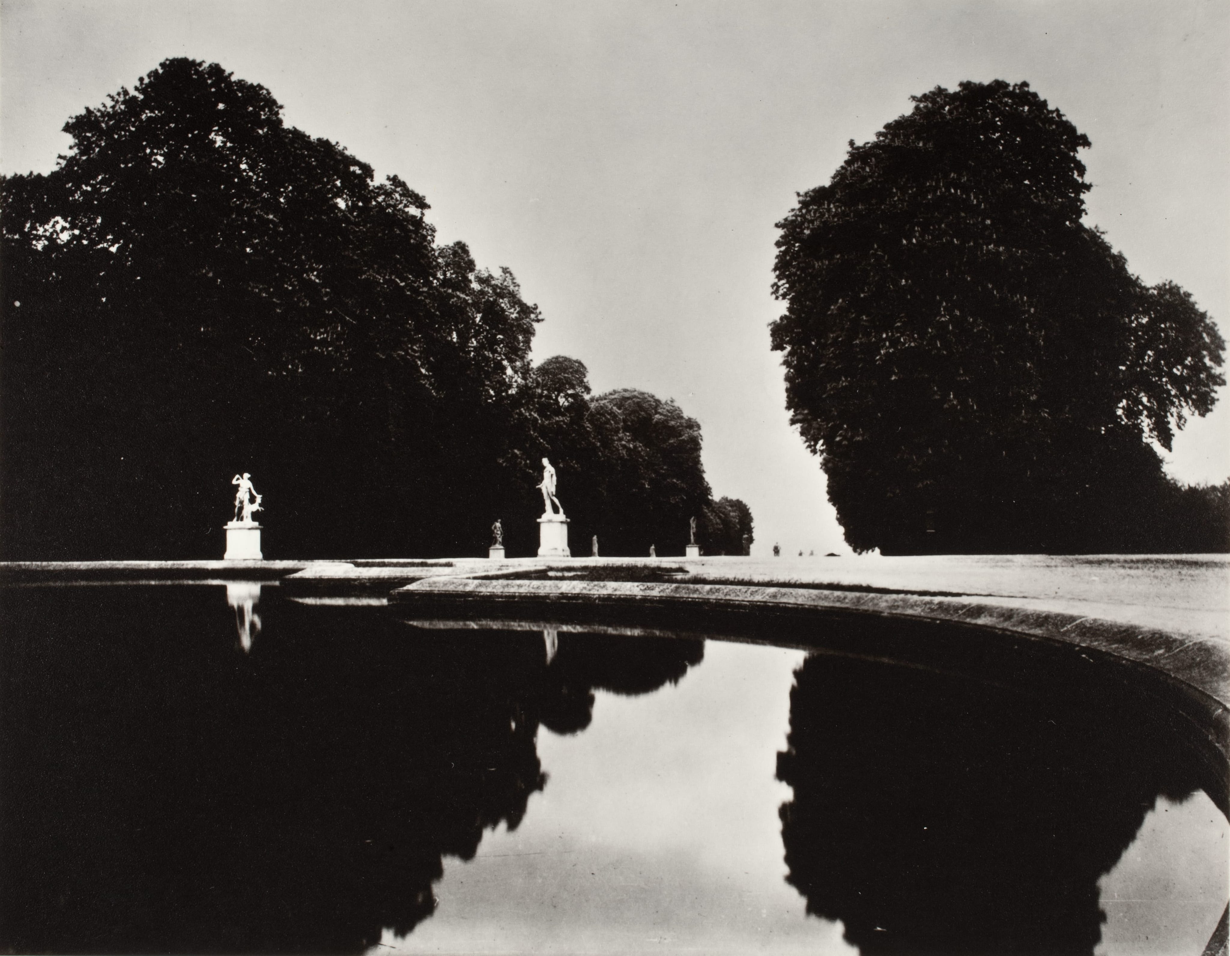 Eugène Atget, Jean-Eugene-Auguste Atget Portfolio/20 Photographs