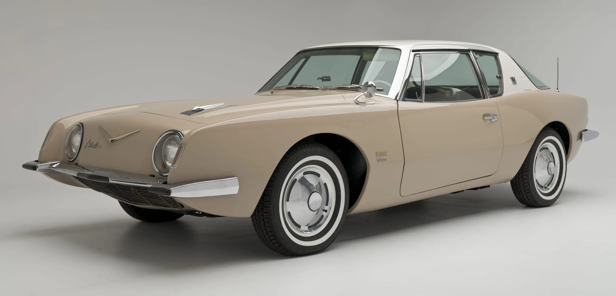 Avanti Automobile